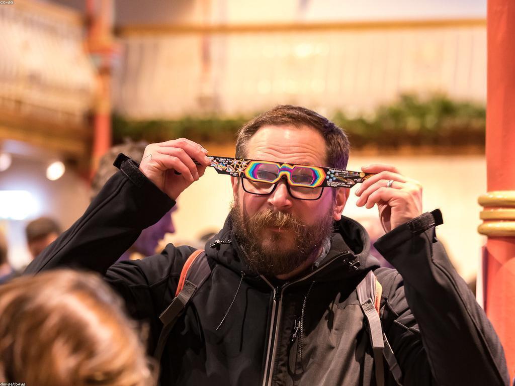 ការយល់ដឹងអំពីផលប៉ះពាល់នៃសកម្មភាព និងព្រឹត្តិការណ៍