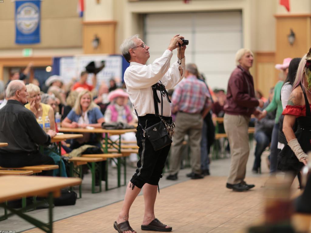 ការចូលរួមនិងការផ្សព្វផ្សាយសហគមន៍